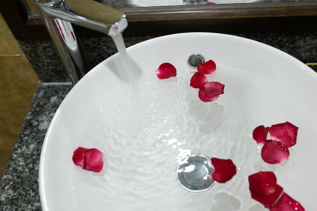Moc Tra Hotel Tuan Chau Ха Лонг Екстериор снимка